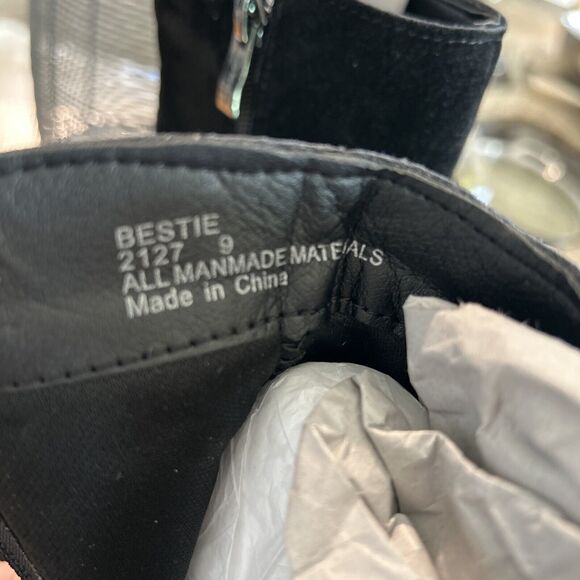 New Seven7 Bestie Black Vegan Suede Bootie Women's Size 9 Zip Non Slip Lug Sole‎ - Picture 6 of 12
